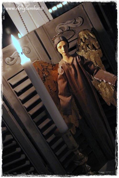 04-2013-11-20-184656 - Copy