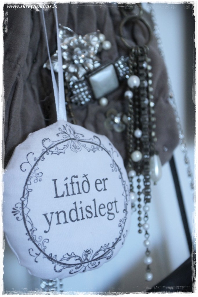 24-www.skreytumhus.is-018 (FILEminimizer)