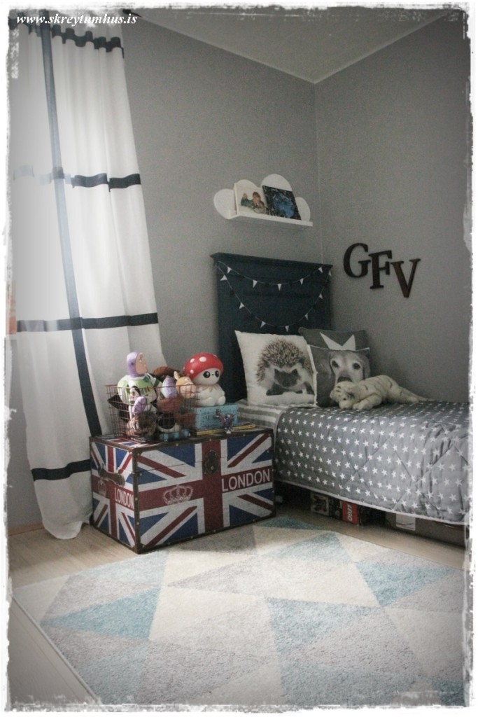 12-www.skreytumhus.is.is