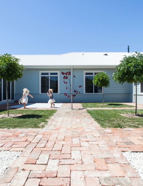 YH0416_HME_Stewart_C144A8C1-78-750x977