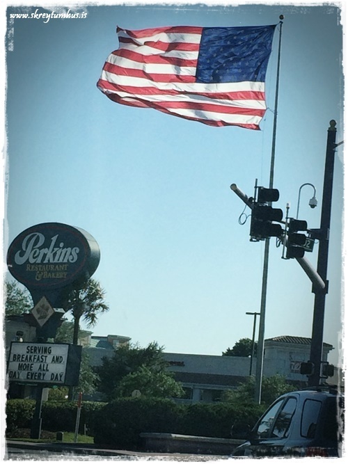 01-www.skreytumhus.is