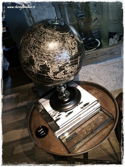 08-www.skreytumhus.is-007