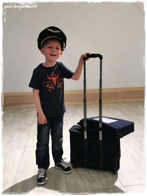 09-www.skreytumhus.is