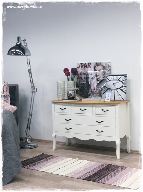 070-www.skreytumhus.is-069