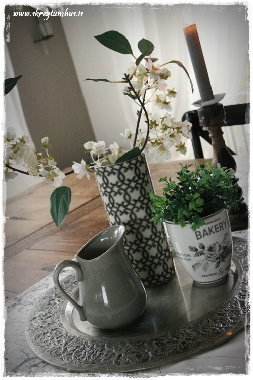 01-www.skreytumhus.is