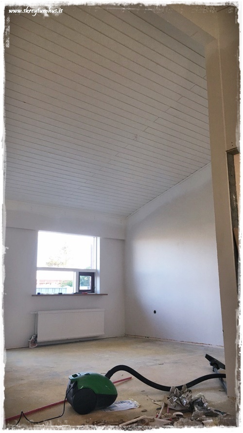 061-www.skreytumhus.is-053