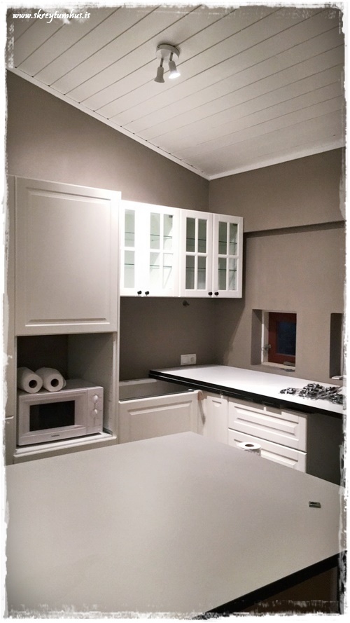 089-www.skreytumhus.is-081