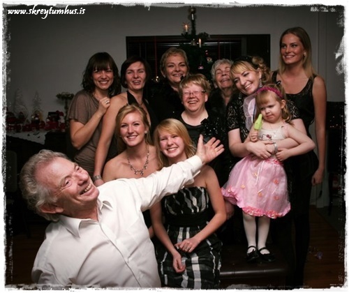 18841_1295157212354_2559748_n