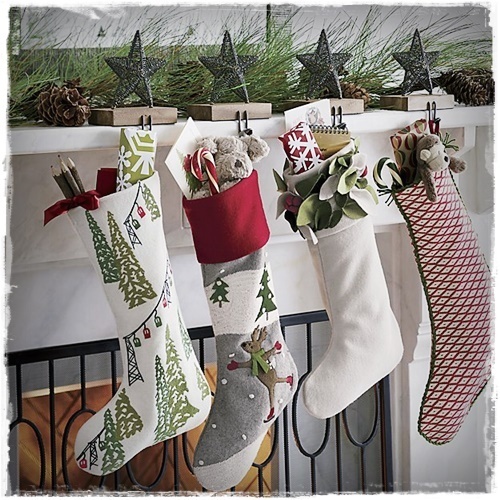 mistletoe-felt-stocking